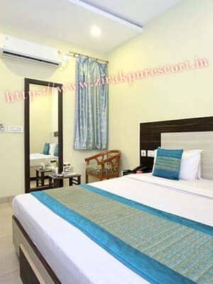 Call Girls Near OYO 3025 Hotel Amaze Zirakpur